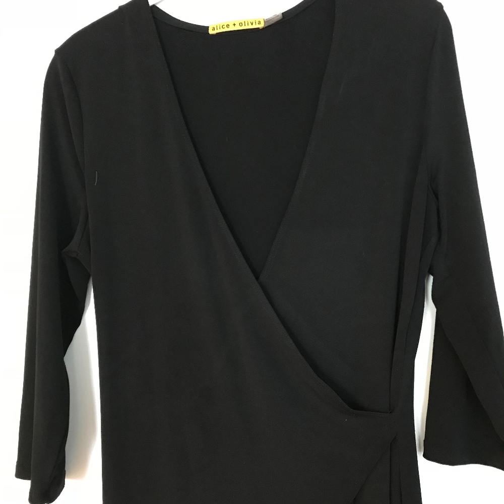 Alice + Olivia Black Wrap Jersey Knee Length Dress